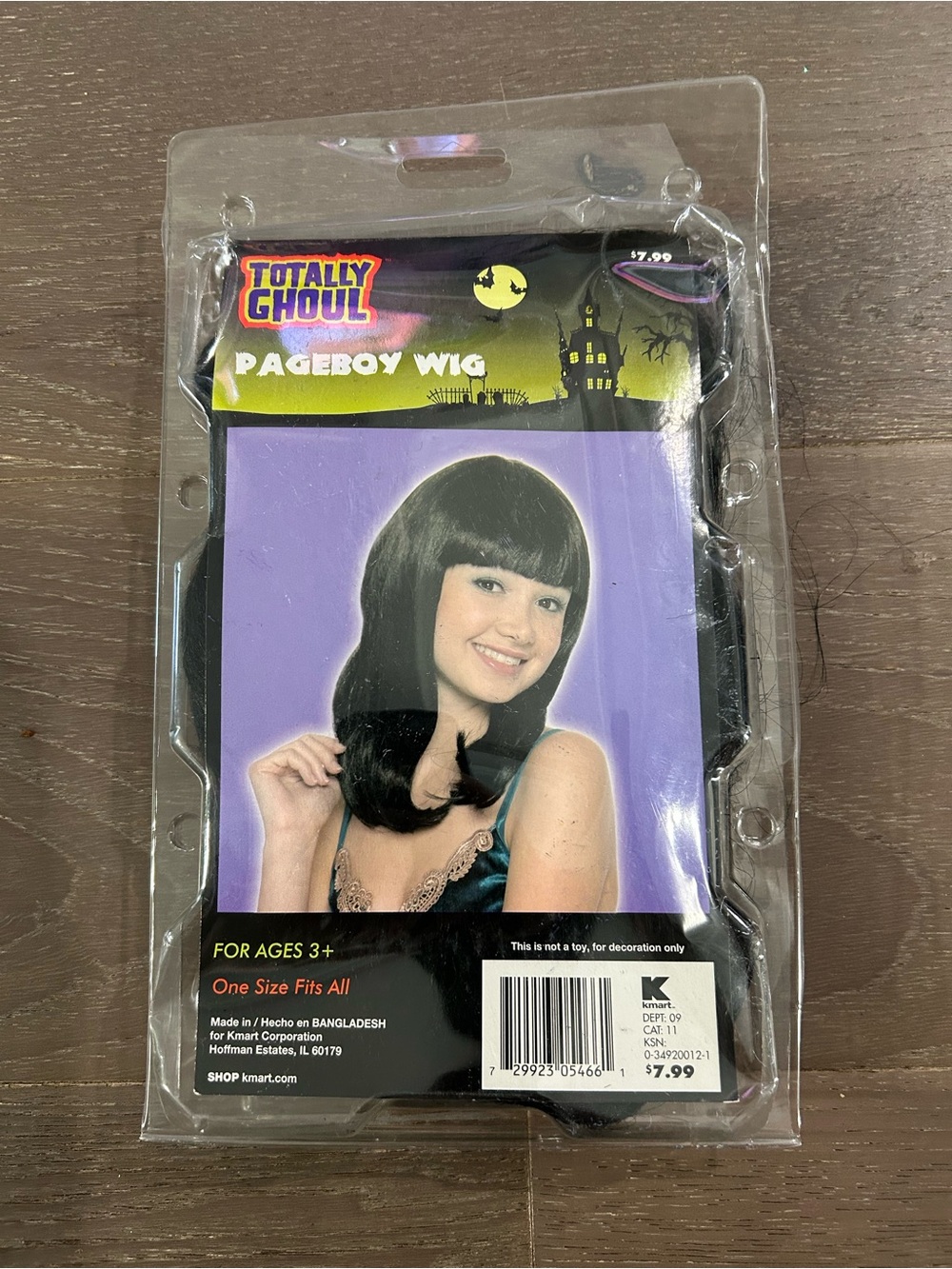 Totally ghoul vintage pageboy wig. NWT (wg1)